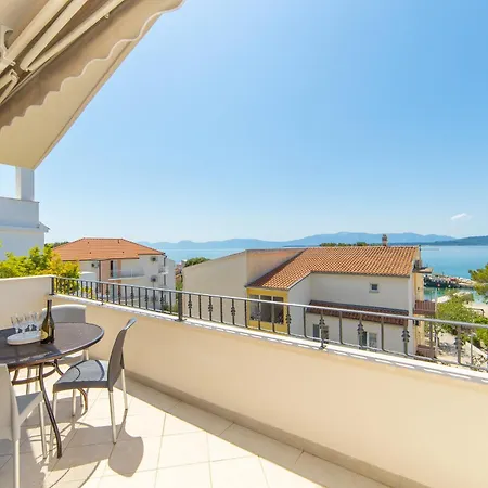 Apartamento Aida
