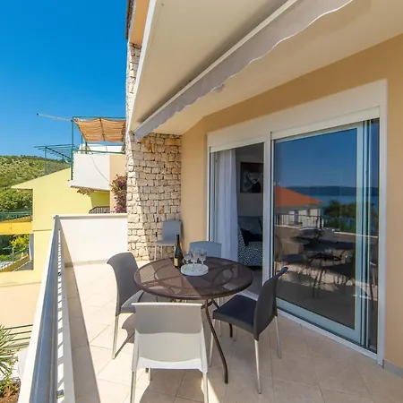 Apartment Aida Zivogosce